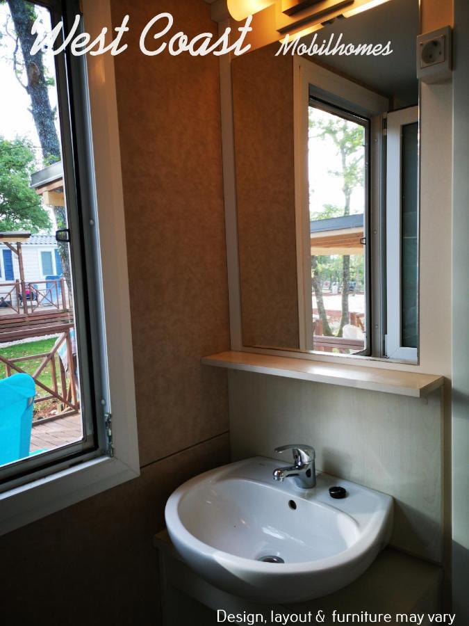 West Coast Mobilhome With Xxl Terrace In Naturist Resort Solaris Fkk Tar-Vabriga Bagian luar foto